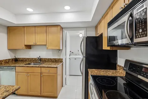 7200 NW 2nd Avenue Boca Raton FL 33487