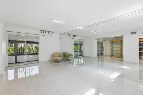 7200 NW 2nd Avenue Boca Raton FL 33487