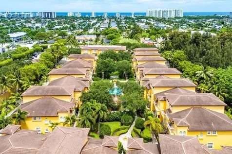 210 NE 69th Circle Boca Raton FL 33487