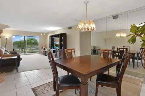 2101 Lucaya Bend Coconut Creek FL 33066