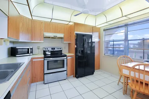 2101 Lucaya Bend Coconut Creek FL 33066