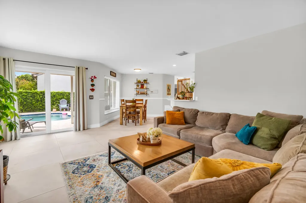 23486 Torre Circle Boca Raton FL 33433
