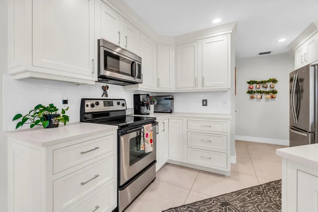 23486 Torre Circle Boca Raton FL 33433