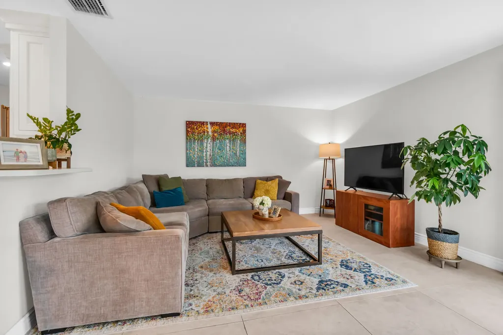 23486 Torre Circle Boca Raton FL 33433