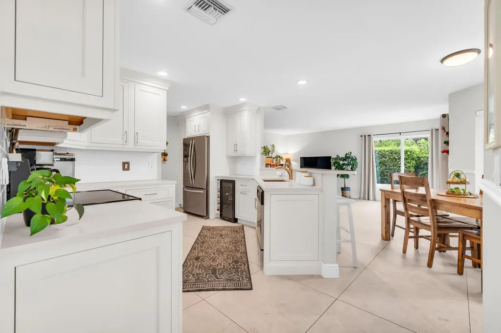 23486 Torre Circle Boca Raton FL 33433