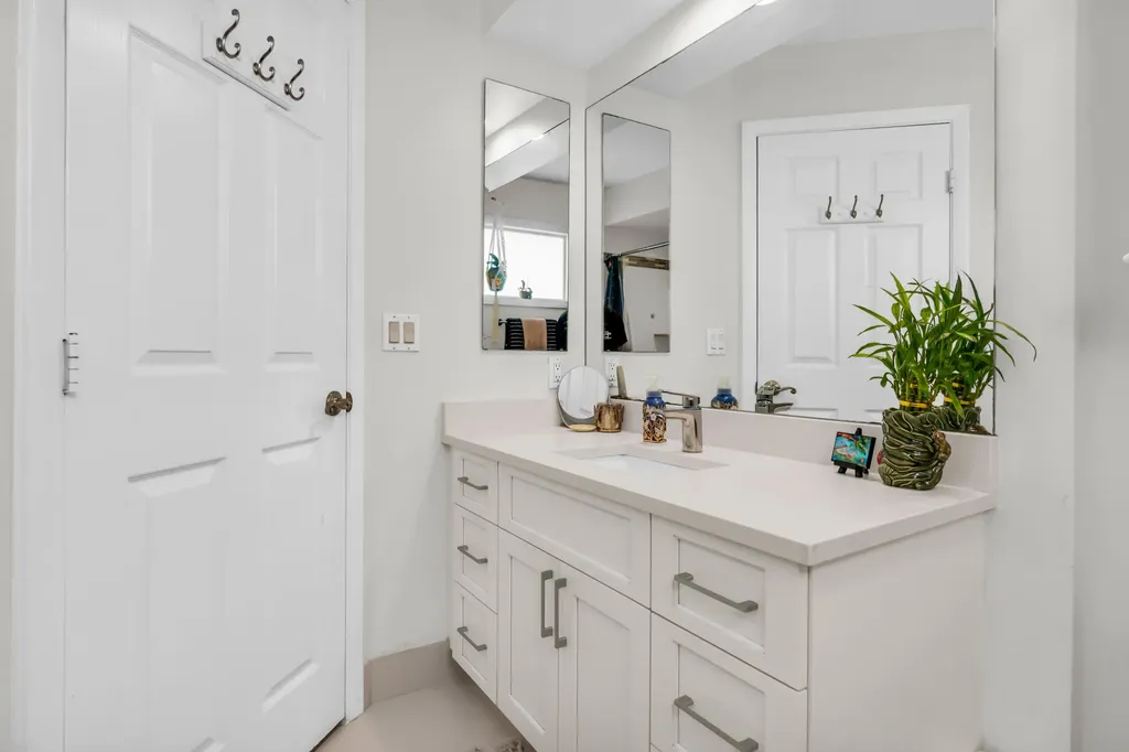 23486 Torre Circle Boca Raton FL 33433