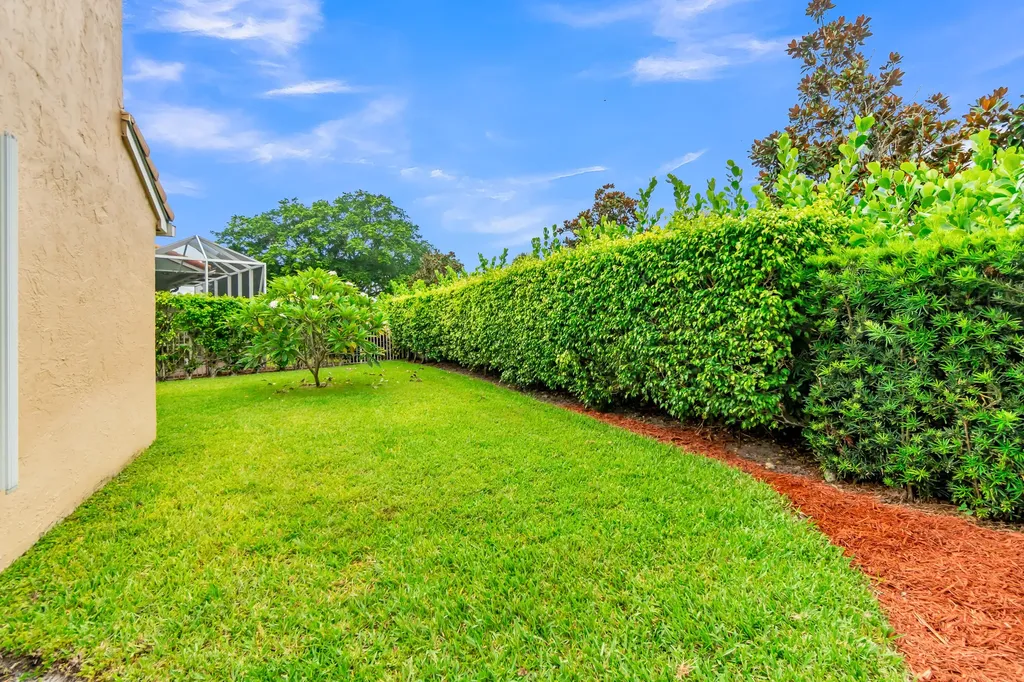 23486 Torre Circle Boca Raton FL 33433