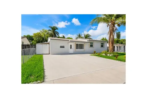 6501 SW 15th Court North Lauderdale FL 33068