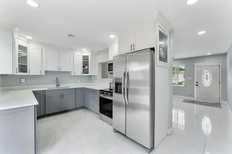6501 SW 15th Court North Lauderdale FL 33068