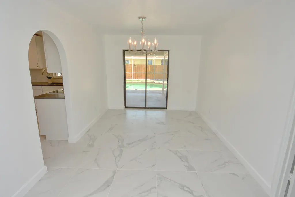 943 SE Browning Avenue Port St Lucie FL 34983