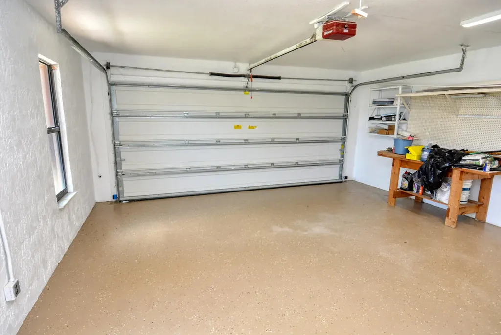 943 SE Browning Avenue Port St Lucie FL 34983