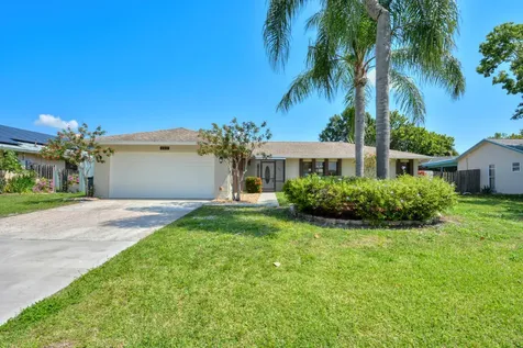 943 SE Browning Avenue Port St Lucie FL 34983