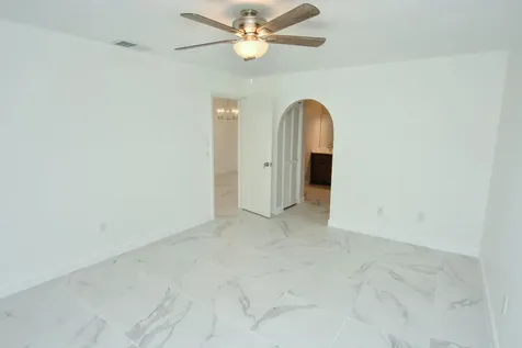 943 SE Browning Avenue Port St Lucie FL 34983