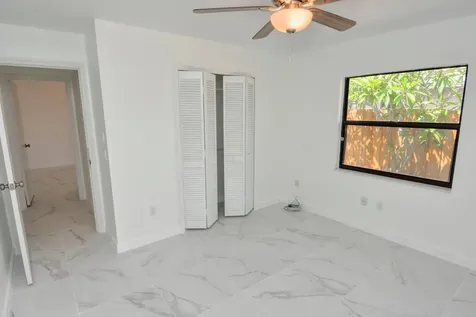 943 SE Browning Avenue Port St Lucie FL 34983