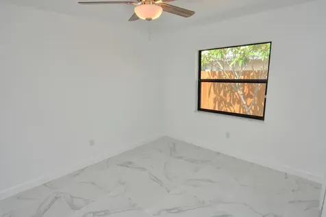 943 SE Browning Avenue Port St Lucie FL 34983