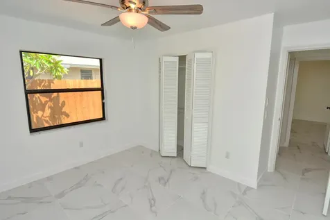 943 SE Browning Avenue Port St Lucie FL 34983
