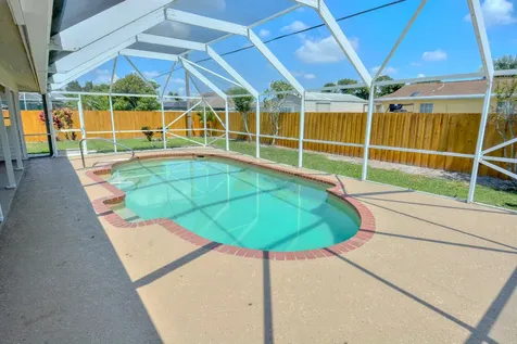 943 SE Browning Avenue Port St Lucie FL 34983