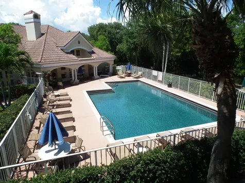 815 W Boynton Beach Boulevard Boynton Beach FL 33426