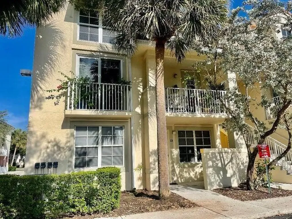 4736 Chancellor Drive Jupiter FL 33458