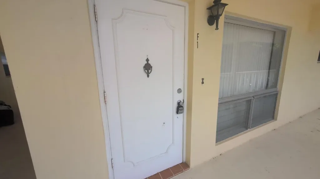2755 NE 28th Avenue Lighthouse Point FL 33064
