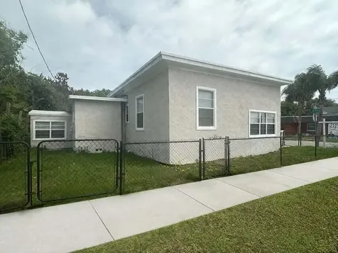 139 Alma Court Fort Pierce FL 34950