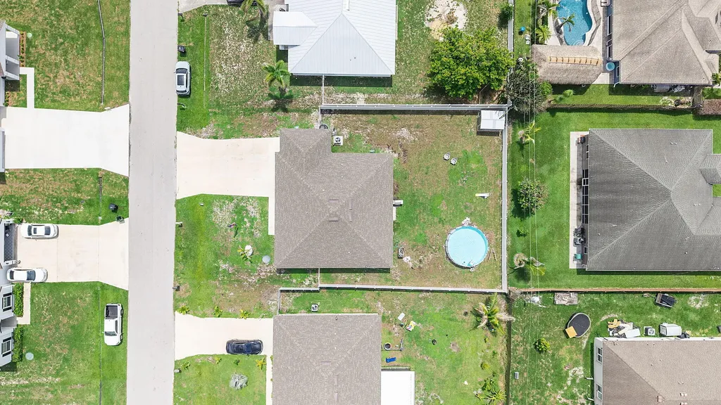 1556 SW Crater Avenue Port St Lucie FL 34953