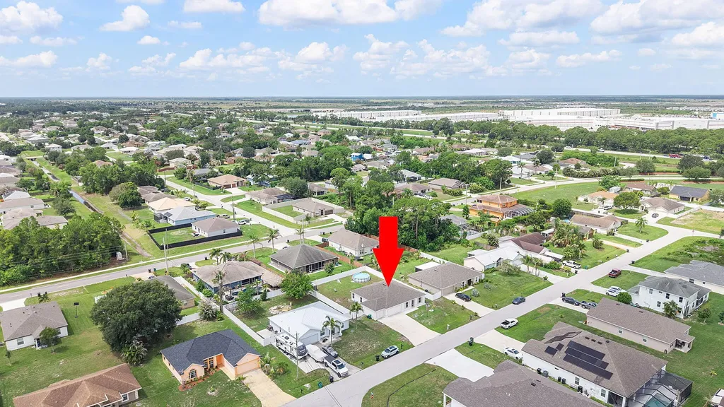 1556 SW Crater Avenue Port St Lucie FL 34953