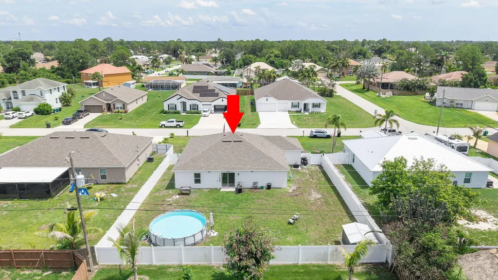 1556 SW Crater Avenue Port St Lucie FL 34953