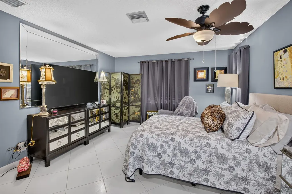 5284 Privet Place Delray Beach FL 33484