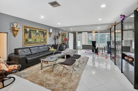 5284 Privet Place Delray Beach FL 33484