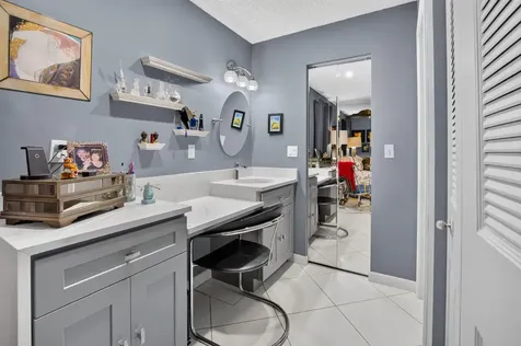 5284 Privet Place Delray Beach FL 33484