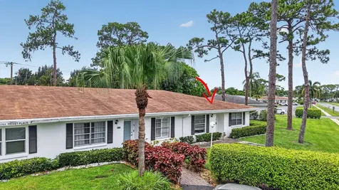 5284 Privet Place Delray Beach FL 33484