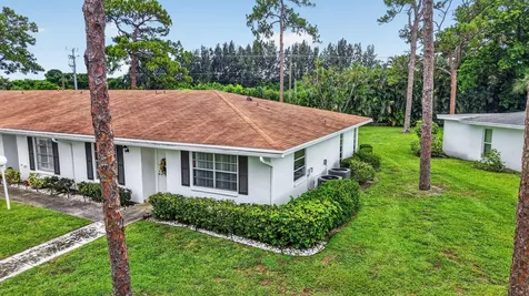 5284 Privet Place Delray Beach FL 33484
