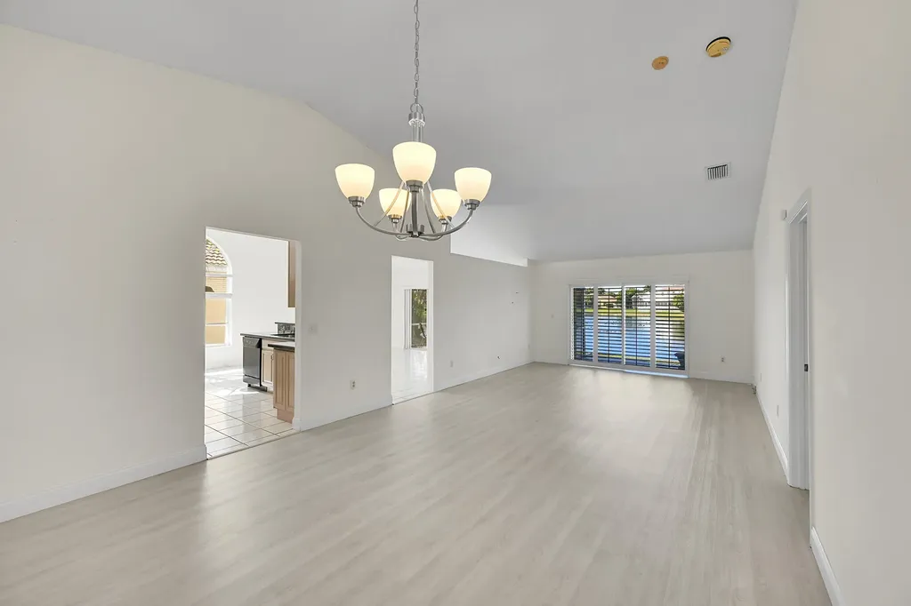 9581 Tavernier Drive Boca Raton FL 33496