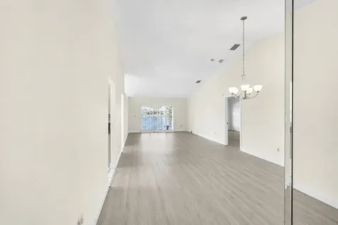9581 Tavernier Drive Boca Raton FL 33496