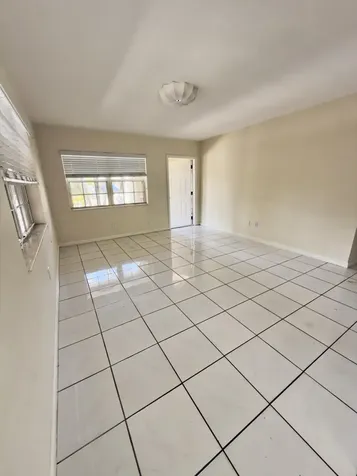 1412 NE 14th Place Fort Lauderdale FL 33304