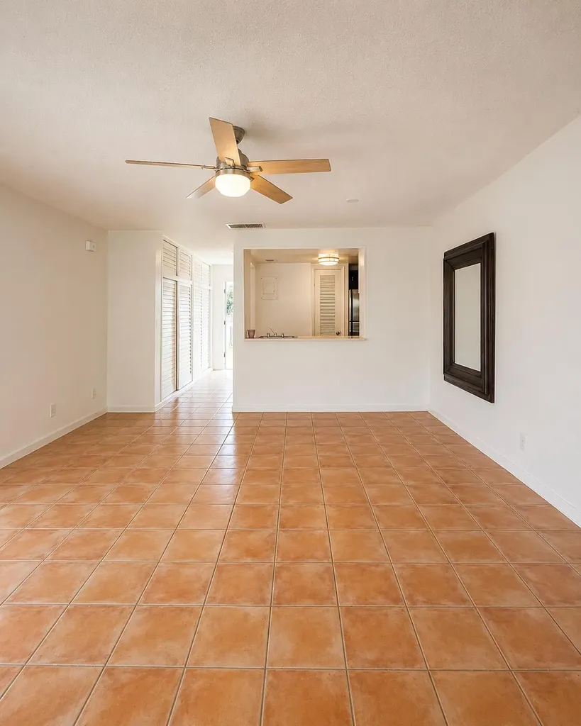 322 N Federal Highway Deerfield Beach FL 33441
