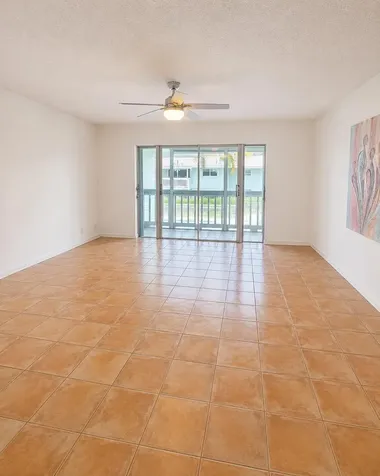 322 N Federal Highway Deerfield Beach FL 33441