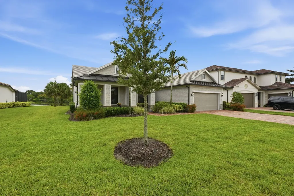 208 Sonoma Isle Circle Jupiter FL 33478