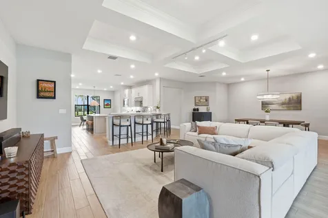 208 Sonoma Isle Circle Jupiter FL 33478