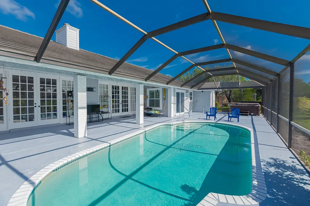 1282 SW Bent Pine Cove Port St Lucie FL 34986