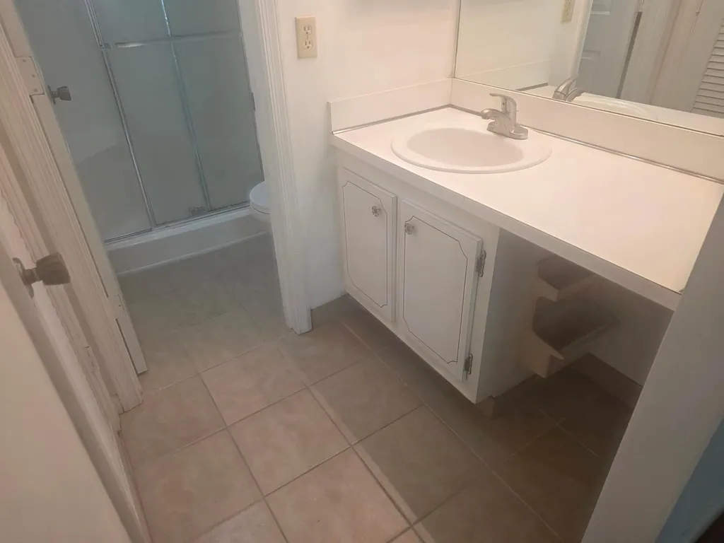 959 SE 2nd Avenue Deerfield Beach FL 33441