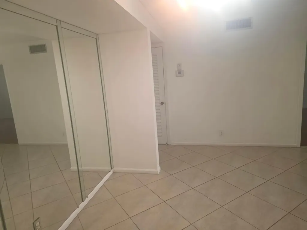 959 SE 2nd Avenue Deerfield Beach FL 33441