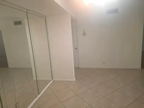 959 SE 2nd Avenue Deerfield Beach FL 33441