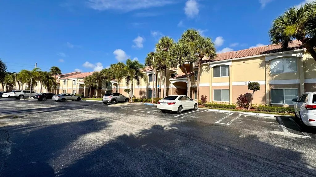 815 W Boynton Beach Boulevard Boynton Beach FL 33426