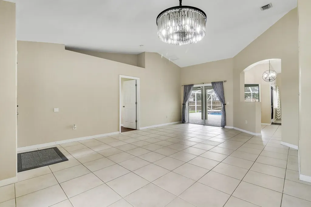 436 SW Bradshaw Circle Port St Lucie FL 34953