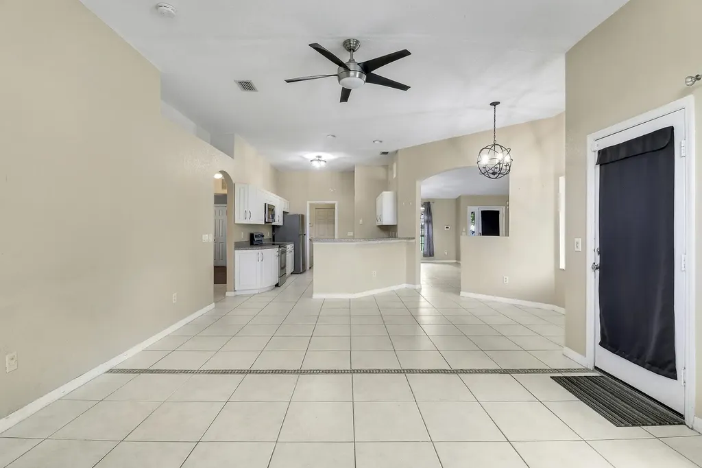 436 SW Bradshaw Circle Port St Lucie FL 34953