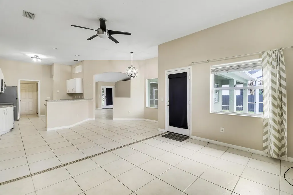 436 SW Bradshaw Circle Port St Lucie FL 34953