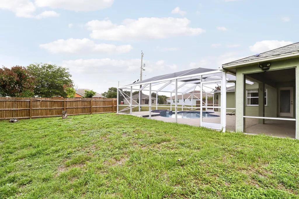 436 SW Bradshaw Circle Port St Lucie FL 34953