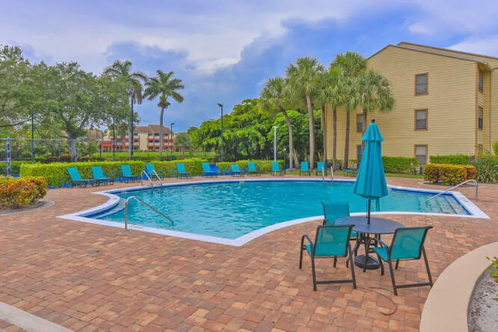 2311 N Congress Avenue Boynton Beach FL 33426